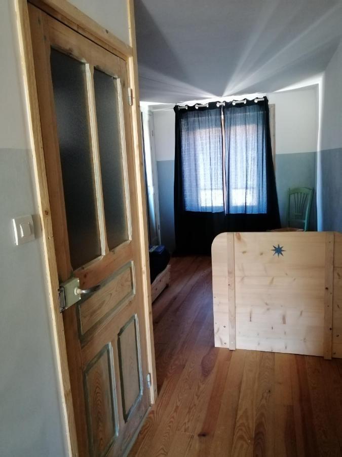 File Dans Ta Chambre ! Le Monastier sur Gazeille Ngoại thất bức ảnh