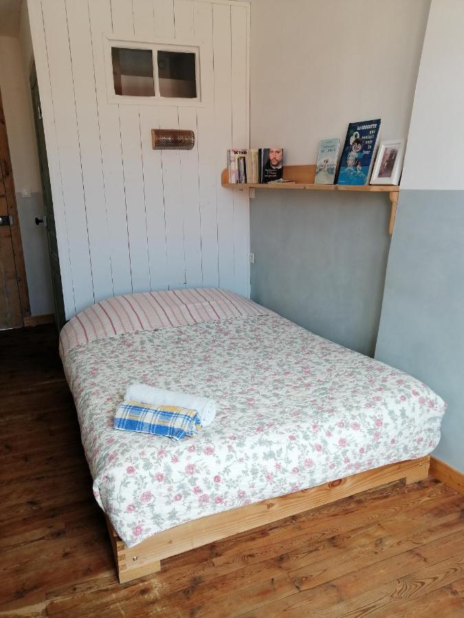 File Dans Ta Chambre ! Le Monastier sur Gazeille Phòng bức ảnh